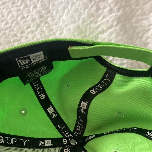 SEAHAWKS FAN!! - Picture 4 of 5